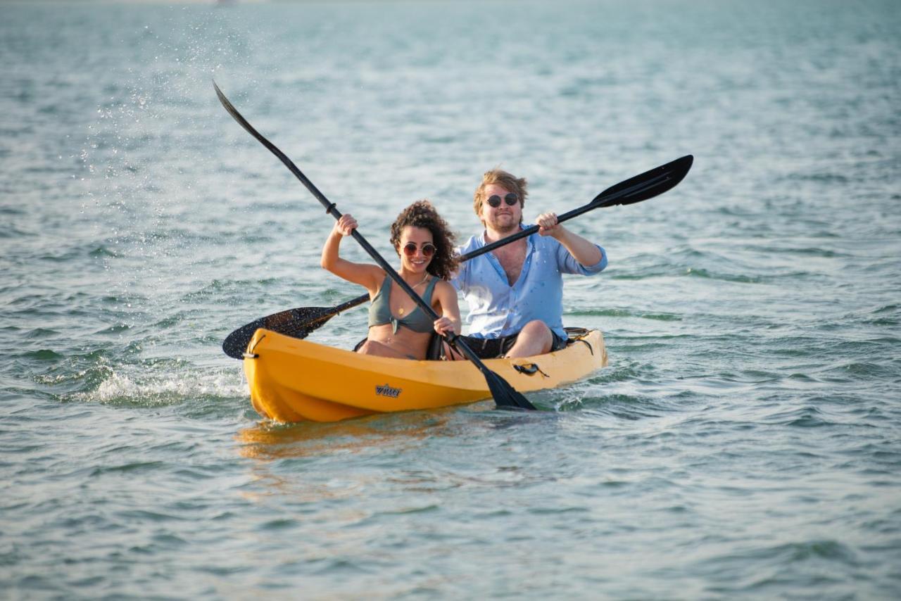 Bm Beach Resort Ras al-Khaimah Exteriör bild