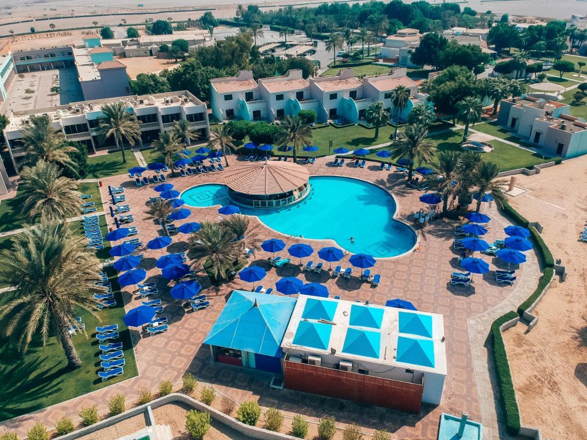 Bm Beach Resort Ras al-Khaimah Exteriör bild