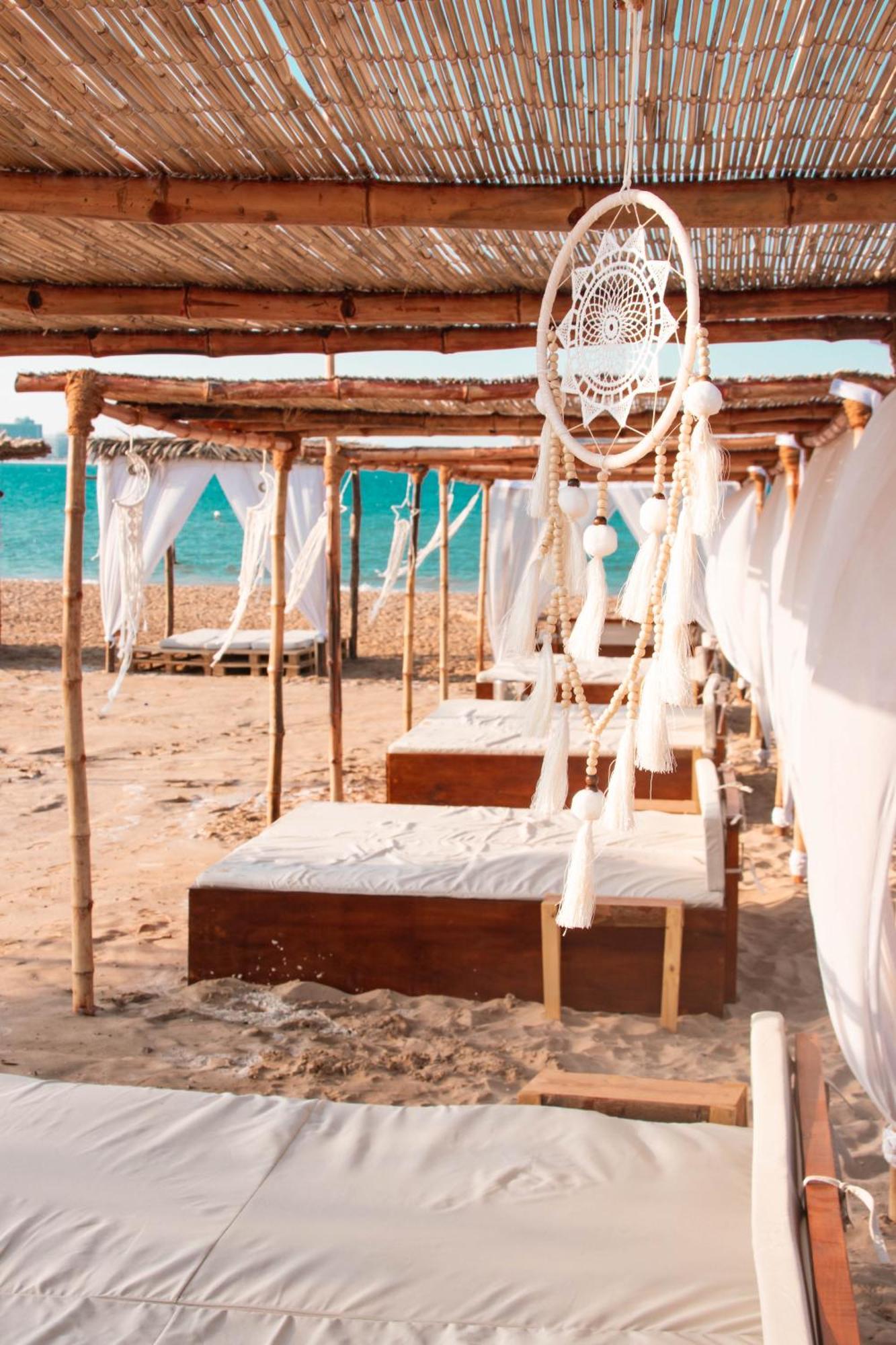 Bm Beach Resort Ras al-Khaimah Exteriör bild